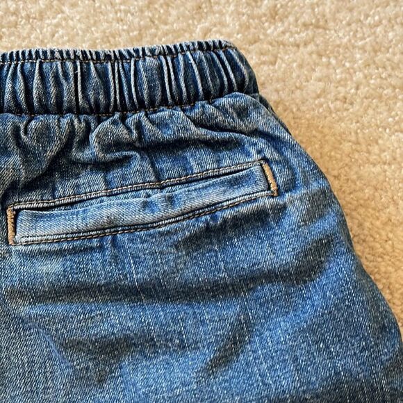 SIZE SMALL (8) LANDS END JEAN SHORTS - Picture 7 of 8
